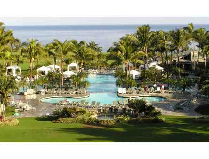 Enjoy 7 nights 5 star LUXURY Maui Kapalua 3 bed Villa  + $200 Food Credit