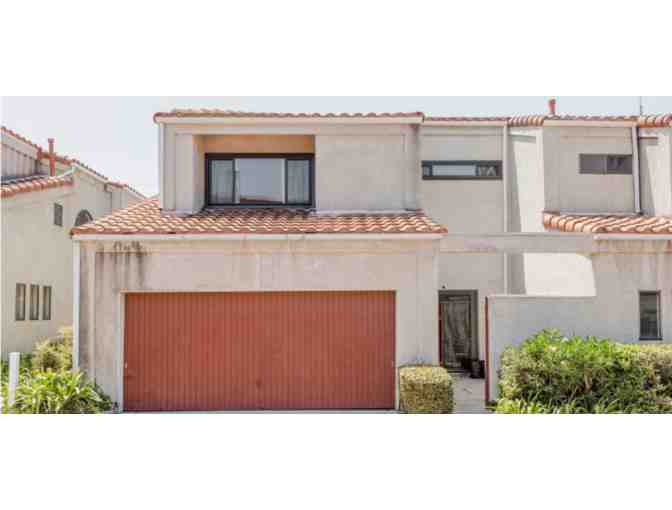 3 nights 4 star rated LUXURY Room Los Angeles,CA + $200 Food Credit