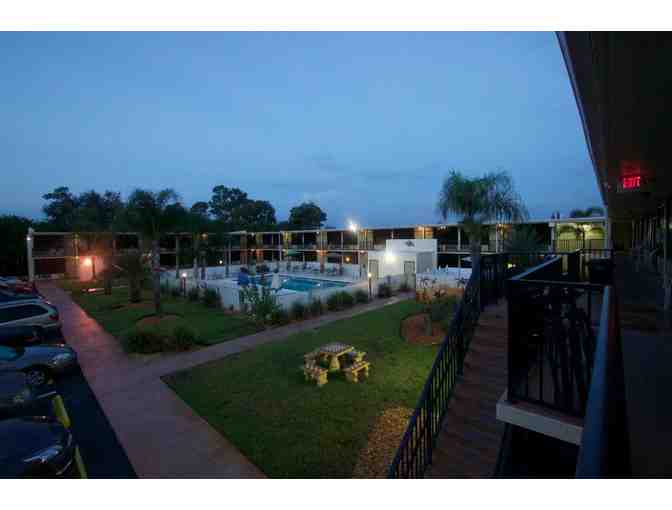 Enjoy 2 nights @ 3 star AT HOME INN & SUITES Ft Pierce, Fl + $100 FOOD CREDIT