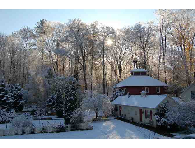 Enjoy 2 nights @ 4 STAR Arlington Inn Village Estate Vermont + $100 Food Credit