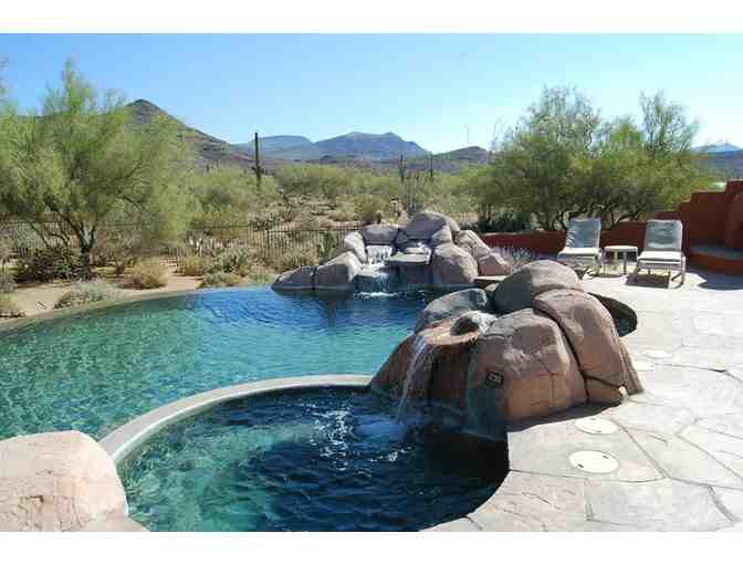Enjoy 2 nights @ 4 STAR Full Circle BnB Cave Creek, Arizona + $100 FOOD CREDIT