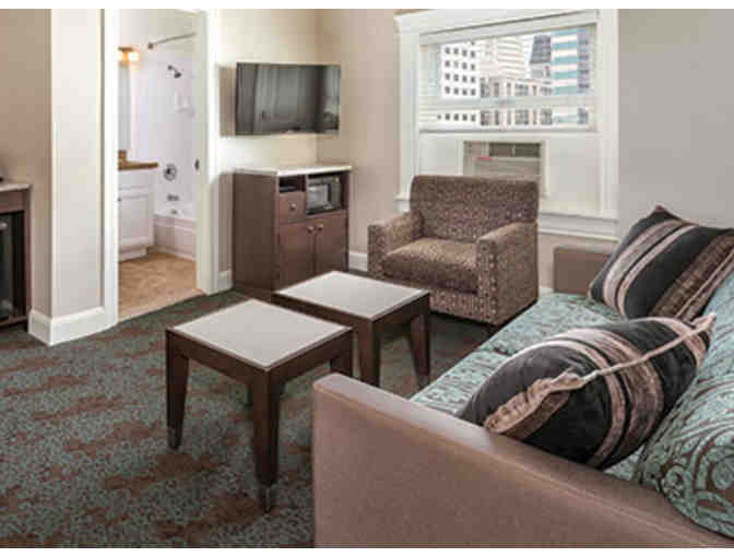 Enjoy 2 nights @ 4 star Luxury Studio Condo San Francisco, Ca + $100 FOOD Credit