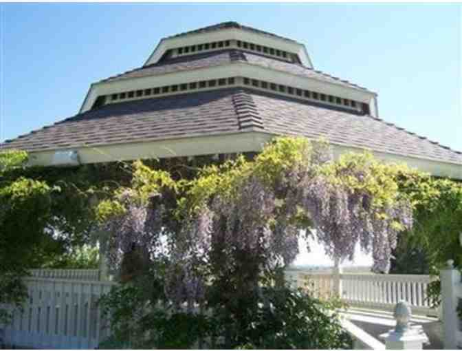 Enjoy 2 nights @ 5 Star Wild Rose Manor in Caldwell, ID + $100 FOOD CREDIT