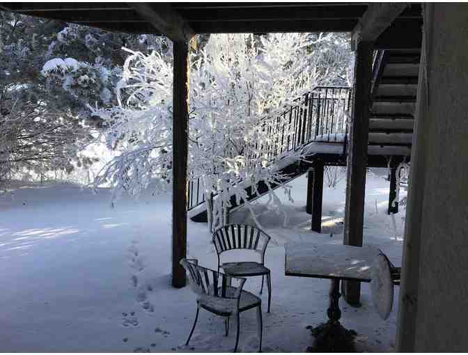 Enjoy 2 nights @ 5 Star Wild Rose Manor in Caldwell, ID + $100 FOOD CREDIT