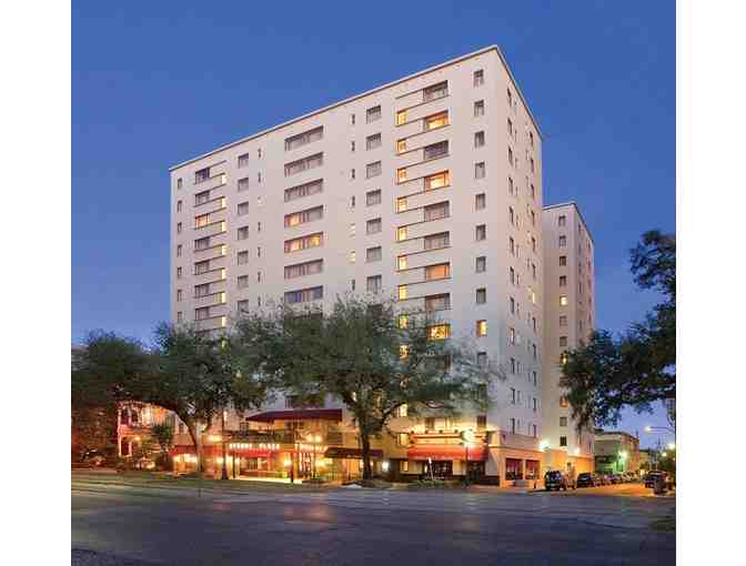 Enjoy 2 nights LUXURY 4.5 STAR Condo New Orleans, LA + $100 Food Credit!!!!