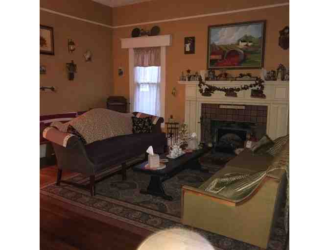 Enjoy 2 Night Stay at Strawberry House BnB in Plant City, FL + FOOD