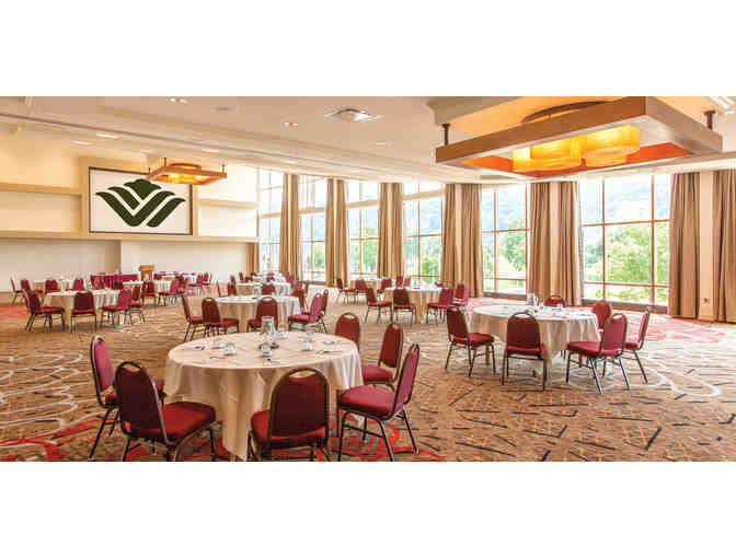 Enjoy 3 nights 3.5 STAR @ Wyndham Grand Pittsburgh Downtown, PA + $200 Food Credit