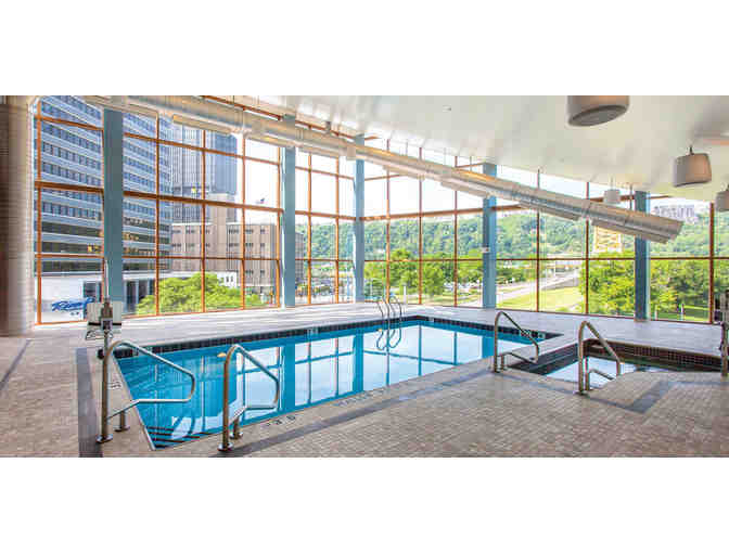 Enjoy 3 nights 3.5 STAR @ Wyndham Grand Pittsburgh Downtown, PA + $200 Food Credit