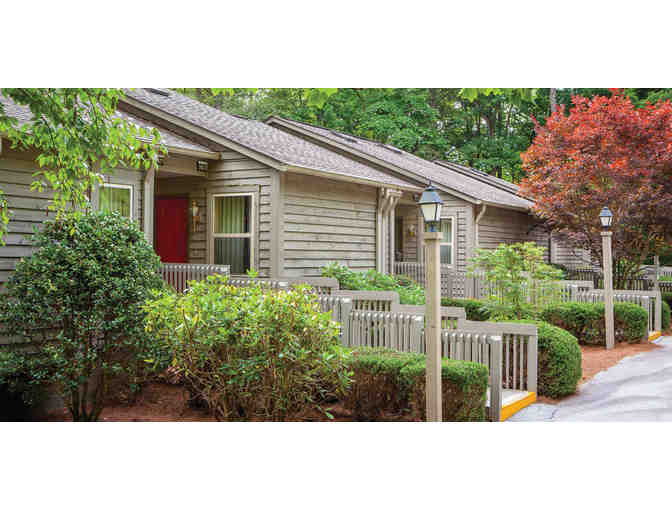 Enjoy 3 nights 4.5 STAR @ Wyndham Bentley Brook, Hancock, MA + $300 Food & Play Credit