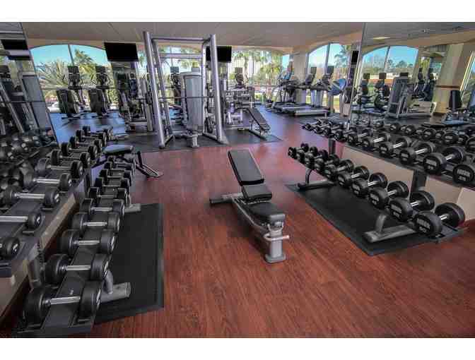 Enjoy 3 nights @ 4 STAR Westgate Lakes Orlando, Fl + $100 FOOD