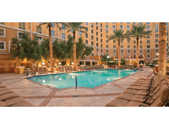 Enjoy 3 nights 4 STAR @ Wyndham Grand Desert, Las Vegas, NV + $300 Food & Play Credit