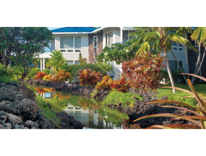 Enjoy 3 nights 4 STAR @ Wyndham Mauna Loa Village, HI + $300 Food & Play Credit
