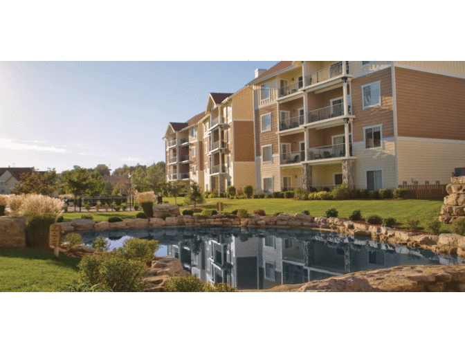 Enjoy 3 nights 4 STAR @ Wyndham Mountain Vista, Branson, MO + $300 Food & Play Credit