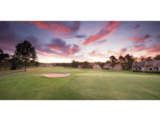 Enjoy 3 nights 4 STAR @ Wyndham Resort at Fairfield Bay, AR + $300 Food & Play Credit