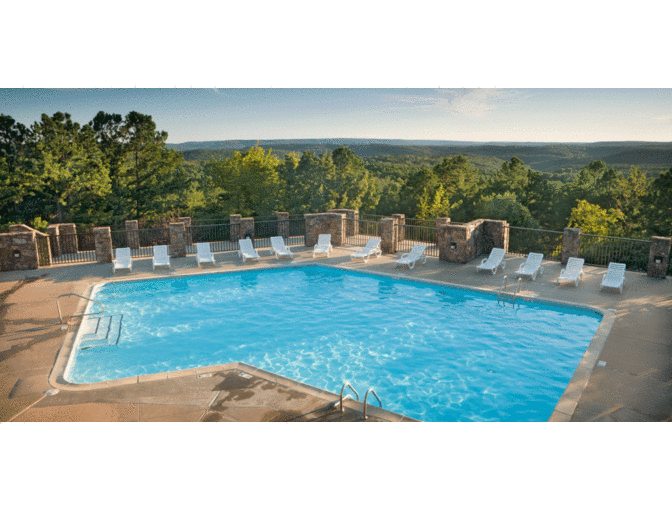 Enjoy 3 nights 4 STAR @ Wyndham Resort at Fairfield Bay, AR + $300 Food & Play Credit