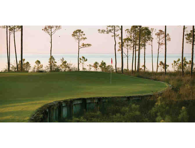 Enjoy 3 nights 4 STAR@Wyndham Vacation Resorts Emerald Grande, FL +$300 Food & Play Credit