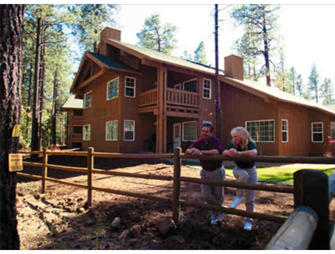 Enjoy 4 nights @ 2 BEDROOM Luxury Condo Pinetop Arizona 4.3 star + $100 Food Credit
