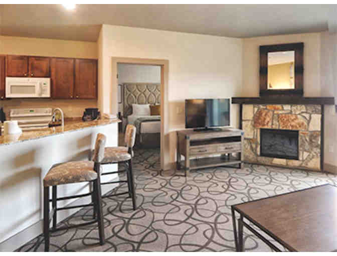 Enjoy 4 nights LUXE 3 bedroom Stablewood Springs Hill Country, Texas + $100 FOOD