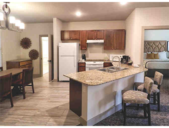 Enjoy 4 nights LUXE 3 bedroom Stablewood Springs Hill Country, Texas + $100 FOOD
