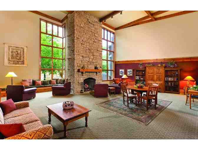 Enjoy 4 nights LUXURY 1 bed Resort Galena, IL 4.5 star + $100 FOOD Credit