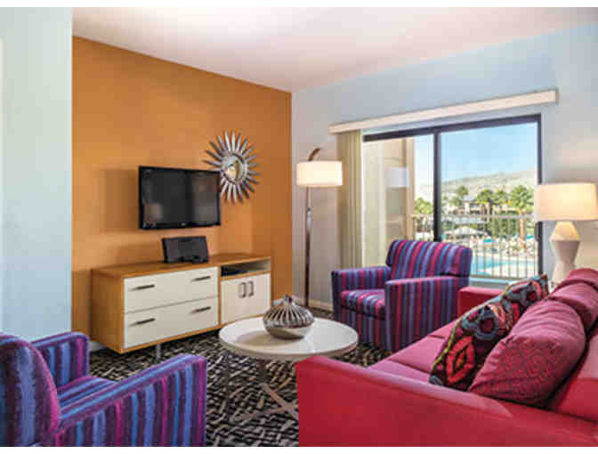 Enjoy 4 nights LUXURY CONDO on Terra Lago Golf Course Indo, CA + $100 FOOD