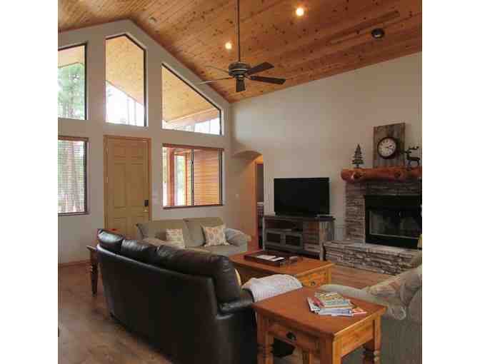 Enjoy 4 night stay luxury cabin Pinetop, Az + MORE!!