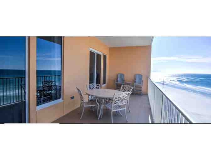 Enjoy 7 night OCEAN FRONT LUXE 2 bed condo Emerald Coast, Florida + $100 FOOD CREDIT