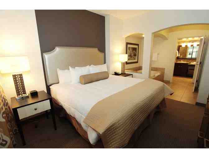 Enjoy 7 nights @ 4.4 star Grandview At Las Vegas 1 bed + $100 FOOD Credit