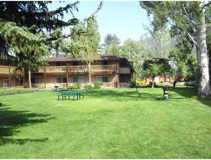 Enjoy 7 nights @ 4 star Tahoe Beach And Ski Club 4. 2 STAR + $100 FOOD