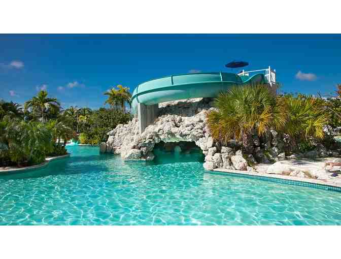 Enjoy 7 nights @ 4 star The Ocean At Taino Beach Bahamas + $100 FOOD