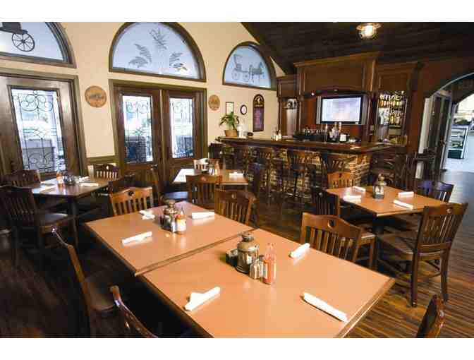 Enjoy 7 nights @ 4 star Wyndham Kingsgate Williamsburg, VA + $100 FOOD