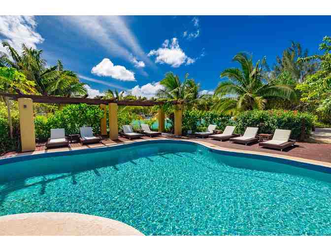 Enjoy 7 nights Aitutaki Lagoon Private Island Resort South Pacific Cook Island