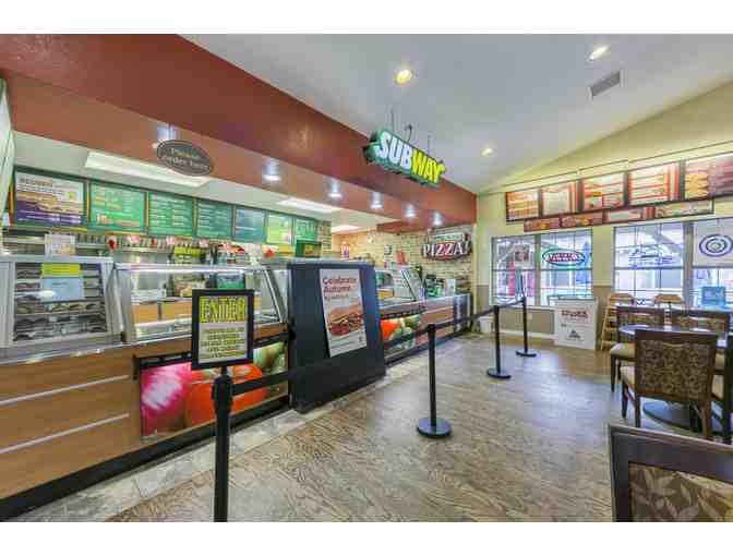 Enjoy 7 nights @ Holiday Inn Club Vacations Villages Flint, Texas + $100 FOOD CREDIT