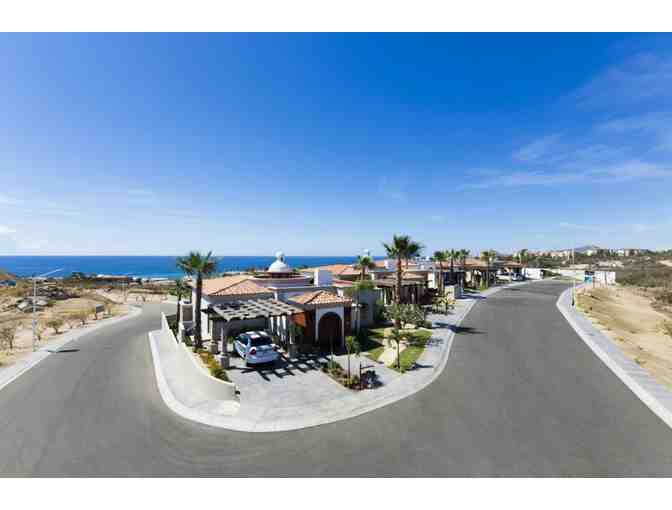 Enjoy 7 nights in PURE LUXURY 2 bedroom @ The Residences Hacienda Encantada Los Cabos