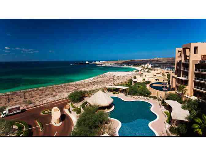 Enjoy 7 nights La Paz / Cabo 3 bedroom LUXURY condo @ Costa Baja Resort