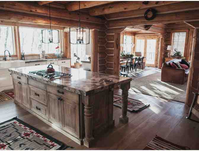 Enjoy 7 nights LUXURY 3400sq ft Sundance, Utah Cabin + $200 Food Credit