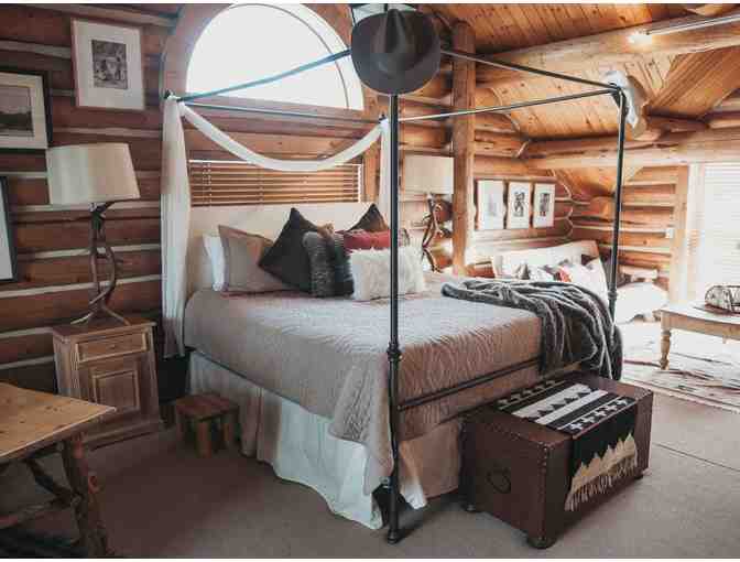 Enjoy 7 nights LUXURY 3400sq ft Sundance, Utah Cabin + $200 Food Credit