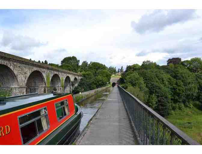 Enjoy 7 nights on exclusive Canal Boat adventure for 2 Northwich, England