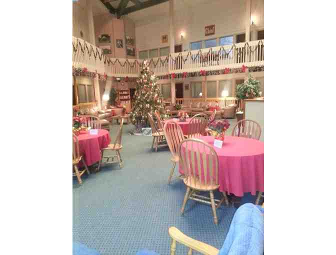 Enjoy 7 nights @ Roundhouse Resort Pinetop, Arizona 1 bedroom 4 star + $100 FOOD