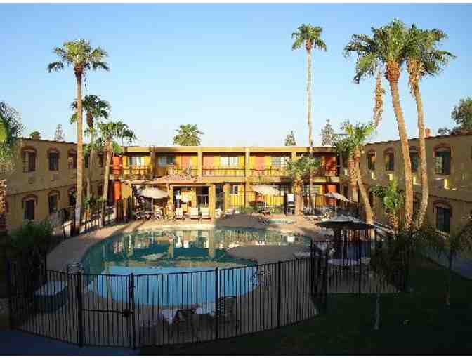 Enjoy 2 nights Quality Inn & Suites-Goodyear 3.5 star RATED + $200 FOOD