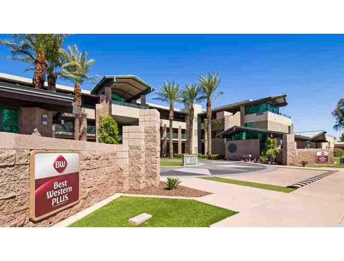 Enjoy 4 nights Best Western Plus Sundial Scottsdale + $200 FOOD