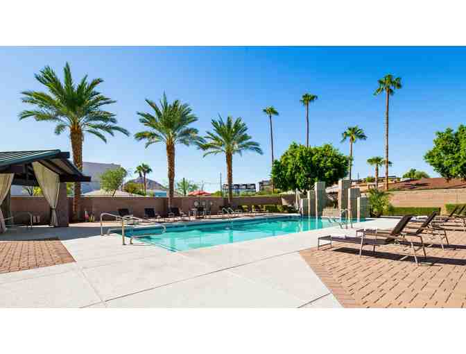 Enjoy 4 nights Best Western Plus Sundial Scottsdale + $200 FOOD