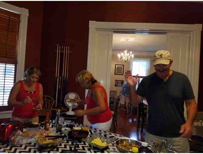 Enjoy 3 nights @ Painted Lady Augusta Georgia + $200 FOOD CREDIT