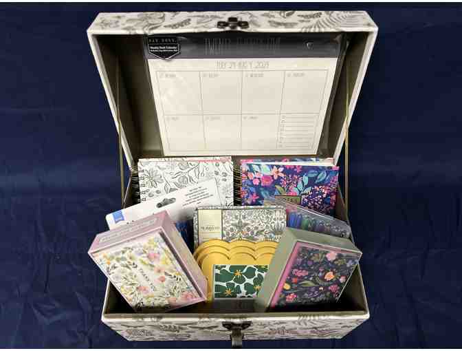 Whimsical Nature Chest: A Treasure Trove of Inspiration! - Photo 2