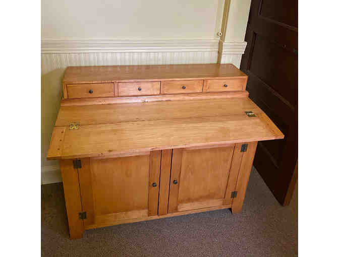 Alfa's Music Desk - A Piece of First Church History