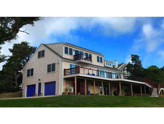 Unique Cape Cod Beach Retreat
