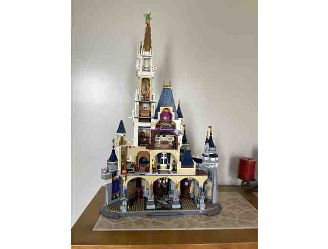 The Disney Castle (already assembled)