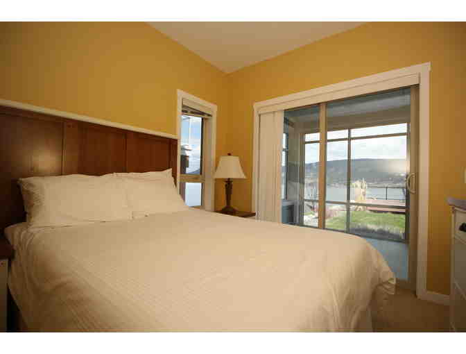 Three-day Luxury Vacation at La Casa Resort Cottages on Lake Okanagan for up to 6 People