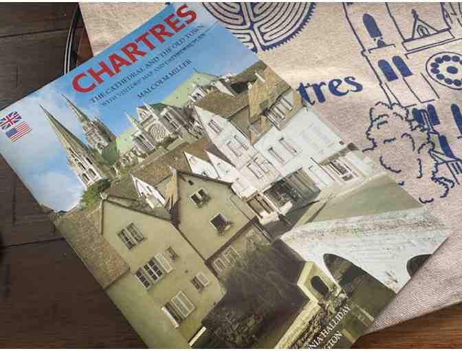 A Chartres Tourist Companion Package - Photo 3