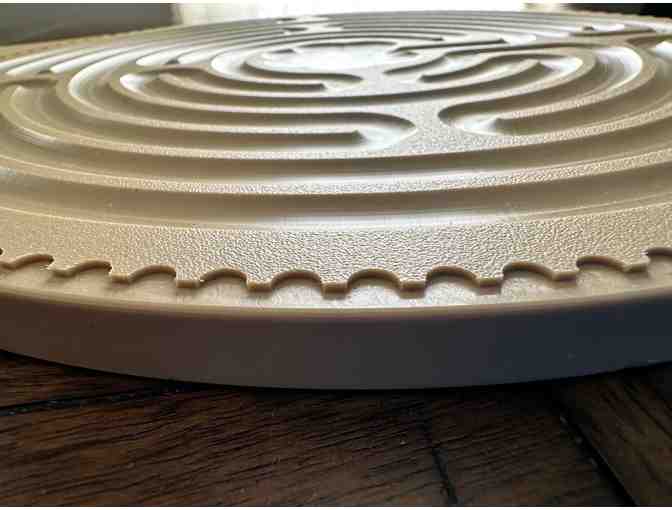 Dual Labyrinths | 26-inch (TAN)